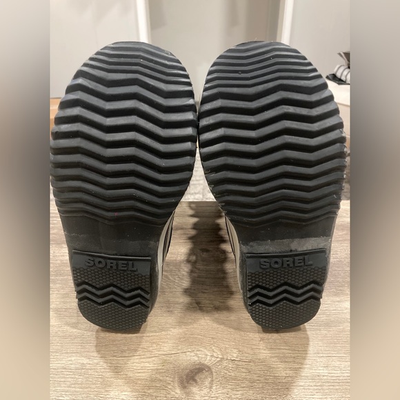 Sorel Joan of Artic waterproof women’s boots - Size 7 - WORN ONCE! - Picture 4 of 9